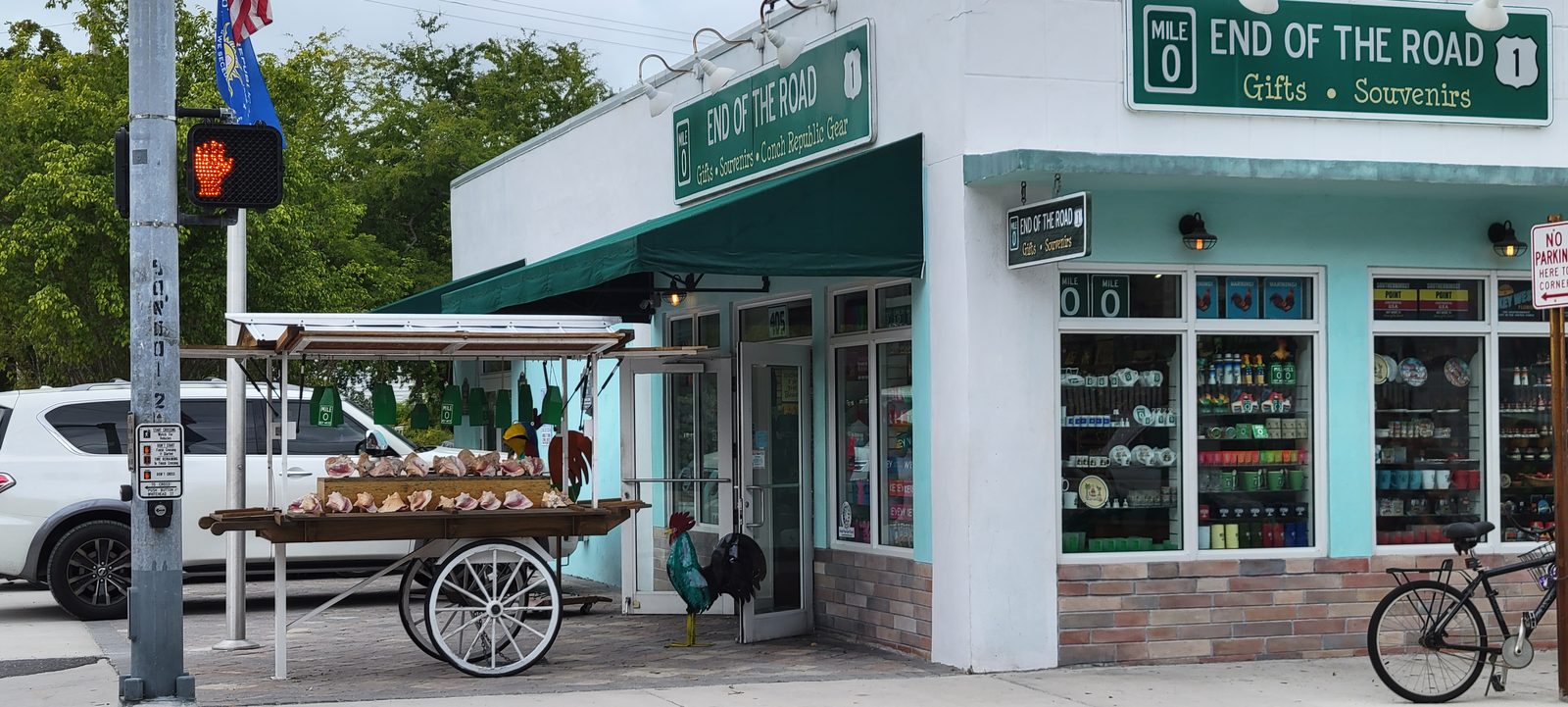 US 1 一号路尽头的纪念品小店